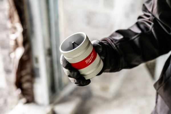 Гратосниматель для труб Milwaukee 10-54мм 4932493813