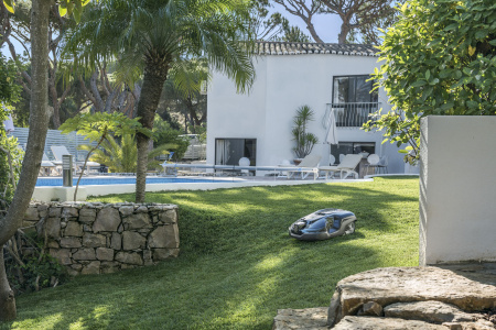 Газонокосилки-роботы