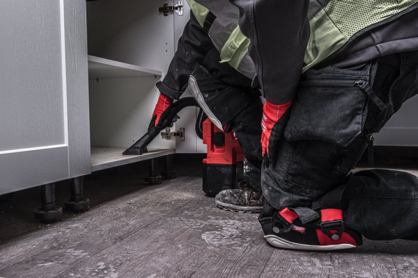 Наколенники защитные Milwaukee Premium 4932478139 Наколенники защитные Milwaukee Premium 4932478139