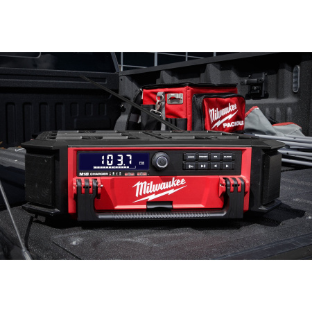 Аккумуляторное радио DAD+/зарядное устройство Milwaukee M18 PRCDAB+-0 PACKOUT с Bluetooth 4933472112 Радиоприемники