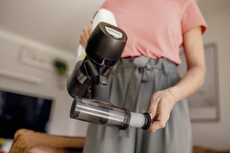 Пылесос вертикальный аккумуляторный Karcher VC 4 Cordless MyHome Car 1.198-632.0 Пылесос вертикальный аккумуляторный Karcher VC 4 Cordless MyHome Car 1.198-632.0