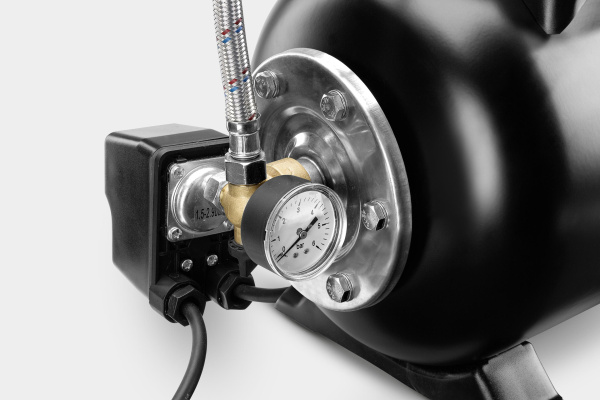 Насосы напорные автоматические и станции водоснабжения