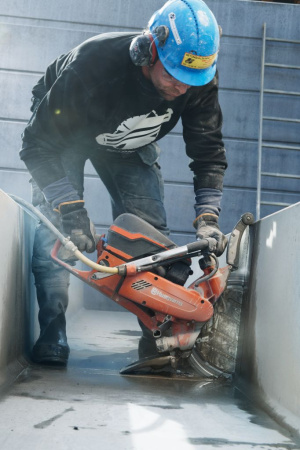 Бензиновый резчик Husqvarna K970 Ring 967 27 23-01 Бензиновый резчик Husqvarna K970 Ring 967 27 23-01