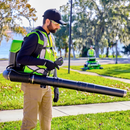 Садовые пылесосы, воздуходувки