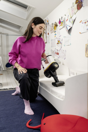 Пылесос вертикальный аккумуляторный Karcher VC 6 Cordless OurFamily Extra 1.198-674.0 Пылесос вертикальный аккумуляторный Karcher VC 6 Cordless OurFamily Extra 1.198-674.0