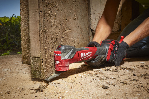 Аккумуляторный многофункциональный инструмент Milwaukee M18 FMT-0 FUEL (без АКБ и ЗУ) 4933498065 Многофункциональный инструмент (реноватор)