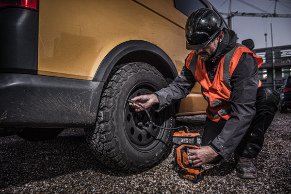 Компрессор AEG BK 18C-0 (без АКБ и ЗУ) 4935478457