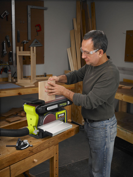 Станок шлифовальный Ryobi RBDS4601G 5133002858 Станок шлифовальный Ryobi RBDS4601G 5133002858