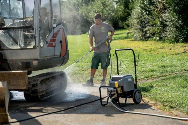 Аппарат высокого давления Karcher HD 6/15-4 M Classic 1.367-900.0