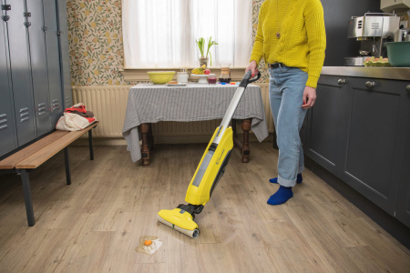 Аппарат для влажной уборки Karcher FC 5 Cordless 1.055-601.0