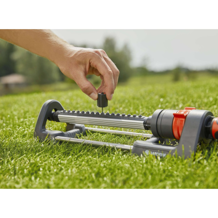 Дождеватель прямоугольный Gardena Aqua M 18702-20