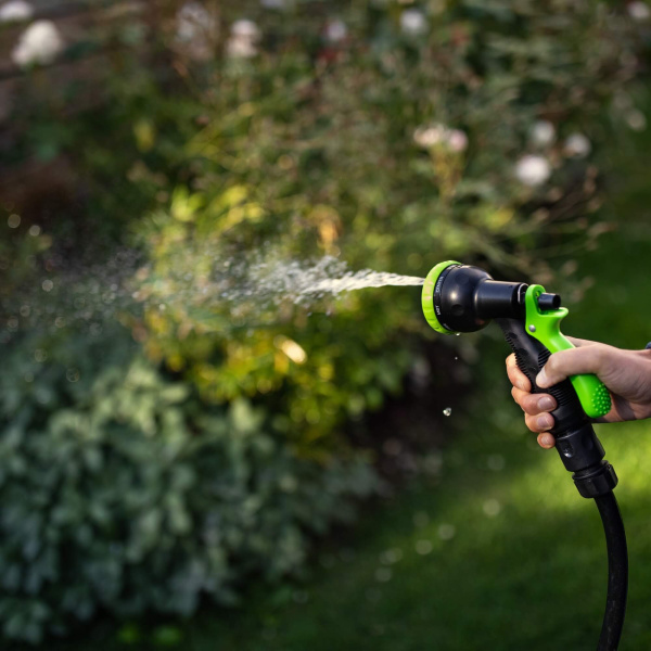 Насос аккумуляторный для полива из бочки Greenworks 24V G24SWP (1х4Ач, ЗУ) 3401007UB