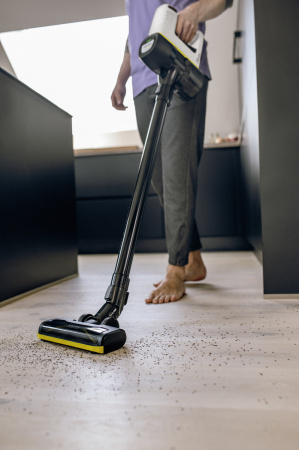 Пылесос вертикальный аккумуляторный Karcher VC 4 Cordless MyHome Car 1.198-632.0 Пылесос вертикальный аккумуляторный Karcher VC 4 Cordless MyHome Car 1.198-632.0