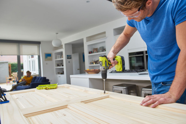 Шуруповерты