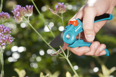 Секатор с наковаленкой Gardena A/S 08855-20