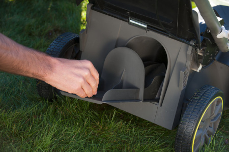 Газонокосилки и сенокосилки