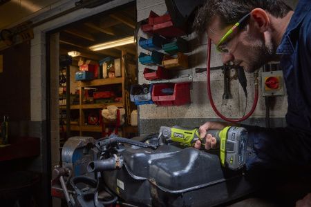 Многофункциональный инструмент (реноватор)