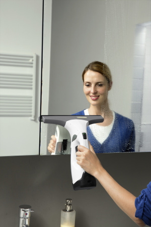 Стеклоочиститель Karcher WV 2 Premium Plus (white) (снят с производства) 