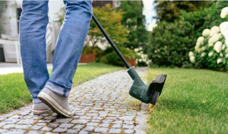 Триммер аккумуляторный Bosch EasyGrassCut 18-260 (06008C1C01) (без акб и зу) 06008C1C01