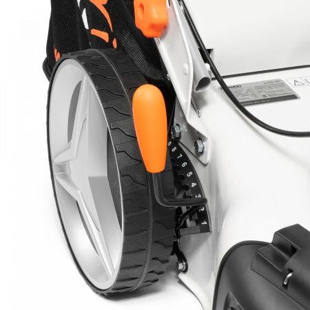 Газонокосилки и сенокосилки