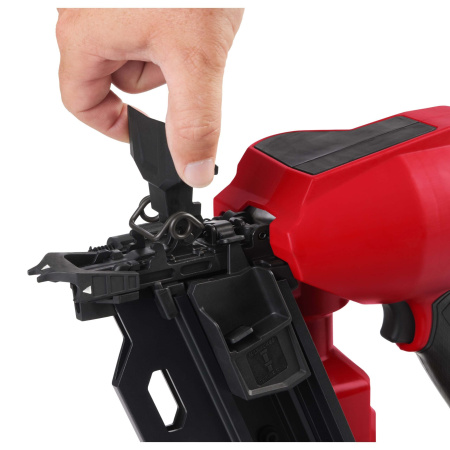 Аккумуляторный нейлер Milwaukee M18 FDN-0X (без АКБ и ЗУ) 4933493600 Степлеры