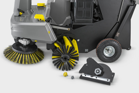 Подметальная машина Karcher KM 85/50 R Bp 1.351-126.0