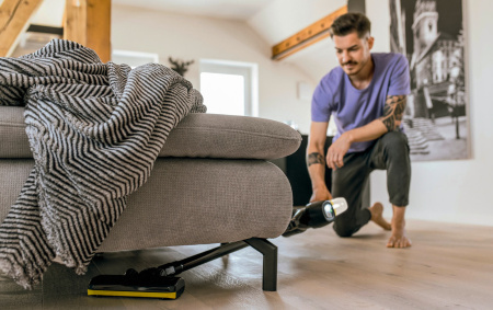 Пылесос вертикальный аккумуляторный Karcher VC 4 Cordless MyHome Car 1.198-632.0 Пылесос вертикальный аккумуляторный Karcher VC 4 Cordless MyHome Car 1.198-632.0