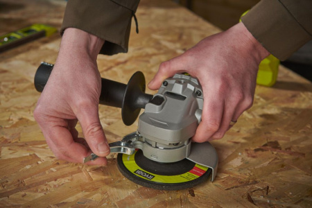 Электроинструмент