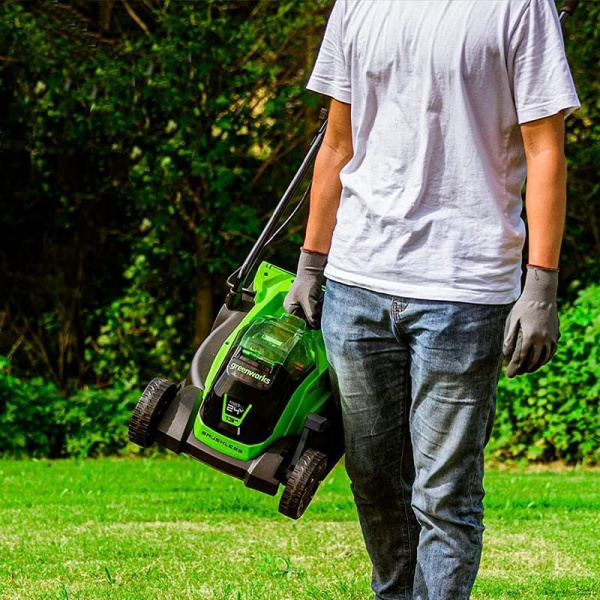 Газонокосилка аккумуляторная Greenworks GD24LM33K4 2516107UB Газонокосилки и сенокосилки