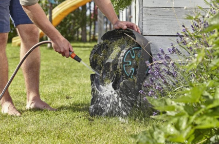 Робот-газонокосилка Gardena Sileno city 500  Газонокосилки-роботы