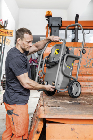 Мойка высокого давления Karcher HD 6/15 M Cage 1.150-970.0