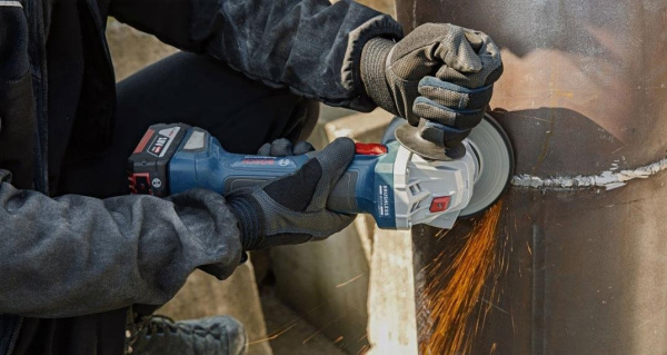Болгарка Bosch GWS 180-Li (06019H9020) (без АКБ и ЗУ) 06019H9020 Болгарка Bosch GWS 180-Li (06019H9020) (без АКБ и ЗУ) 06019H9020