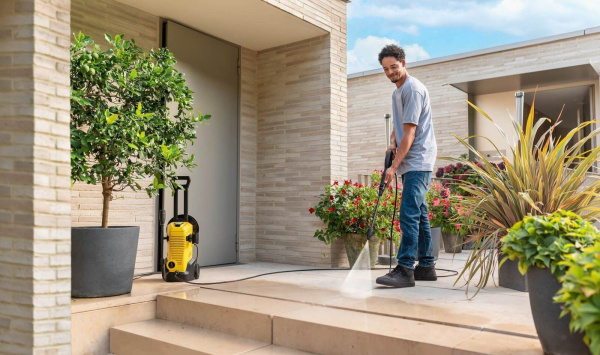 Минимойка Karcher K 3 Premium 1.676-370.0
