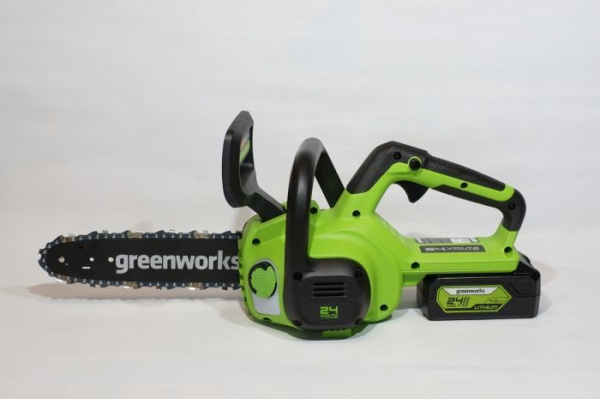 Цепная пила аккумуляторная Greenworks 24V G24CS25K4 (1хАКБ 4Ач и ЗУ) 25см 2007707UB Цепные пилы