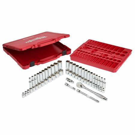 Набор метрических и дюймовых головок с воротком Milwaukee 3/8'' (56 предметов) 4932464946 Набор метрических и дюймовых головок с воротком Milwaukee 3/8'' (56 предметов) 4932464946
