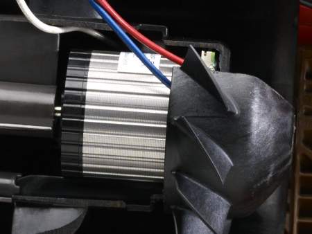 Садовые пылесосы, воздуходувки