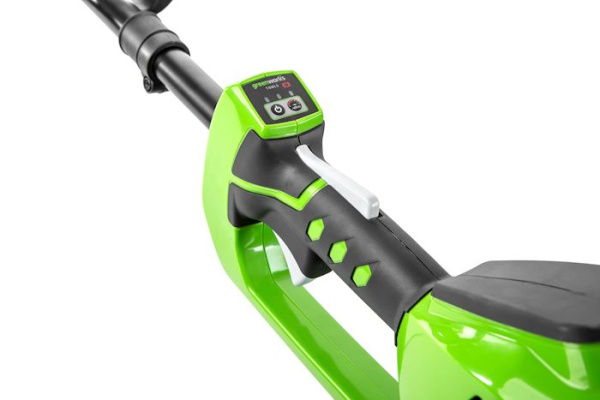 Триммер аккумуляторный Greenworks 40V GD40BC (1хАКБ 8Ач и ЗУ) 40см 1301507UH