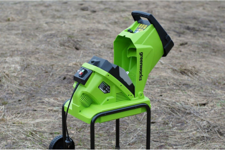 Измельчитель садовый электрический Greenworks GACSB 2206707 Садовые измельчители
