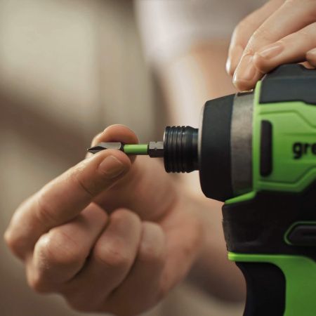 Набор бит, торцевых головок и адаптеров Greenworks HEX 1/4 в кейсе, 40 предметов 2944207