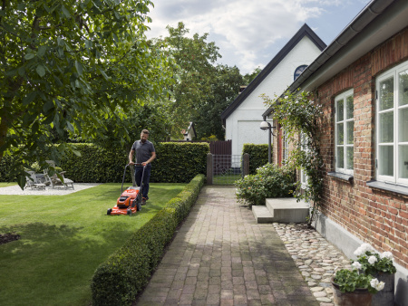 Газонокосилки и сенокосилки