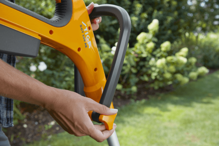 Триммер аккумуляторный Stiga SGT 100 AE Kit 271102108/ST1