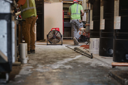 Аккумуляторный вентилятор Milwaukee M18 ARFHP-0 (без АКБ и ЗУ) 4933492110 Аккумуляторный вентилятор Milwaukee M18 ARFHP-0 (без АКБ и ЗУ) 4933492110