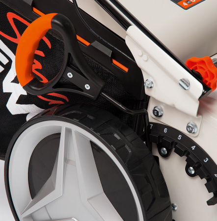 Газонокосилки и сенокосилки