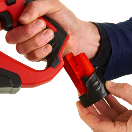 M12™ субкомпактная прочистная машина с тросиком 8 мм M12 BDC8-0C 4933451632