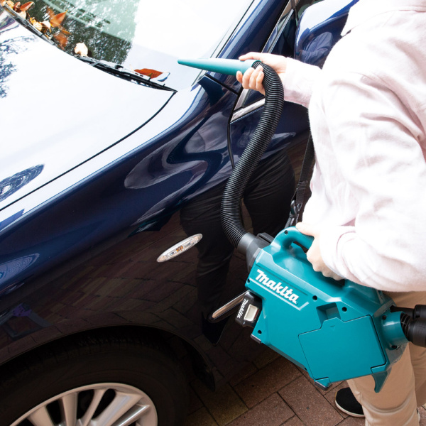 Пылесос Makita CL 121 DZ (без АКБ и ЗУ) CL121DZ