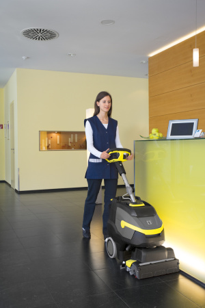 Поломоечная машина Karcher BR 35/12 C Bp Pack 1.783-467.0