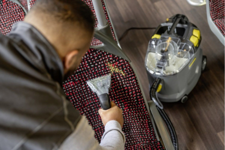 Аппарат для чистки ковров Karcher Puzzi 8/1 1.100-240.0