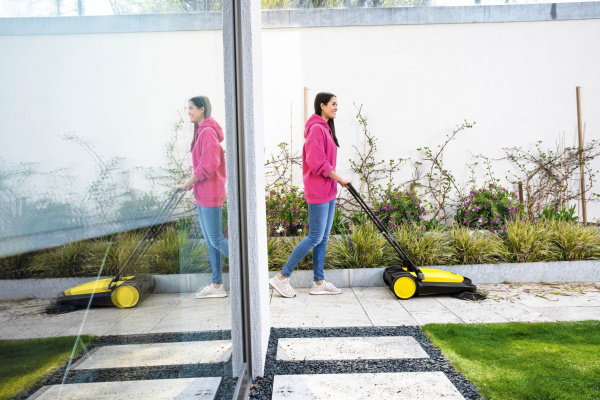 Подметальная машина Karcher S 4 Twin  Подметальная машина Karcher S 4 Twin