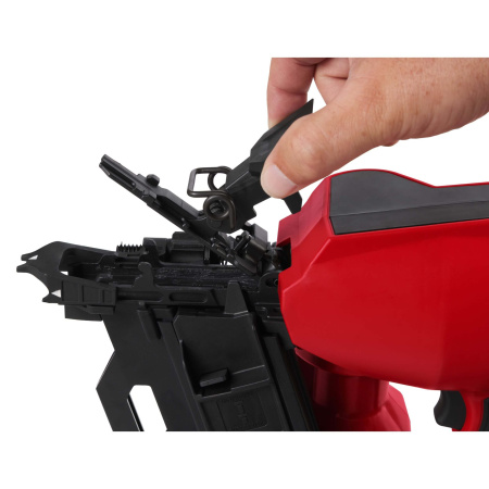 Аккумуляторный нейлер Milwaukee M18 FDN-0X (без АКБ и ЗУ) 4933493600 Степлеры