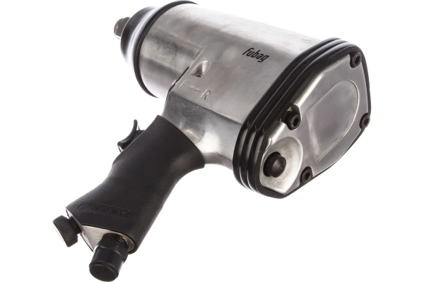 Пневмогайковерт FUBAG IWS680 3/4 " + набор 100111